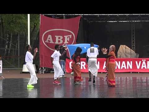 Cissi Kulturförening – Somalisk dans - 2015 - Hammarkullekarnevalen