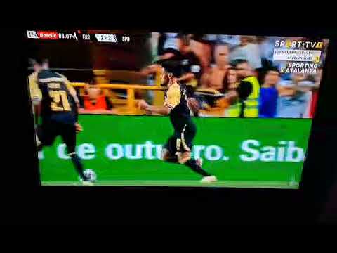 Penalti inexistente assinalado no Farense-Sporting (roubo em Faro)