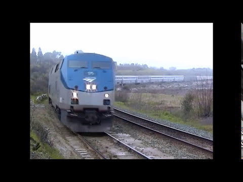 AMTK 175 & CDTX 2051 in the Fog at Pinole, CA November, 2001