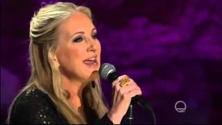 Lee Ann Womack performs &quot;Don&#39;t Listen to the Wind&quot; Live underground in HD 2016