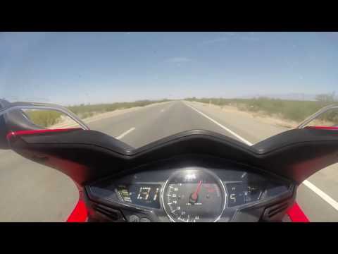 2014 VFR800 Full throttle