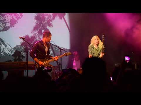 The Kills - "Hard Habit To Break" in Saint Petersburg, Russia (4 June 2018 )