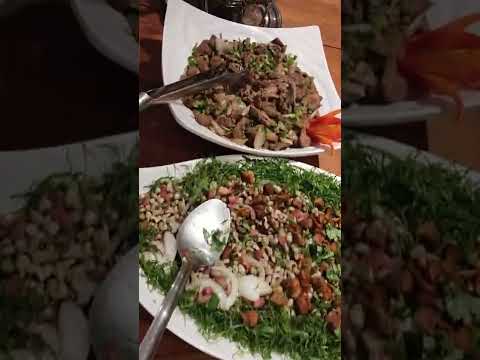 um almoço de comemoração de um aniversário de 70 anos de vida deixa sua nota aí se vc gostou