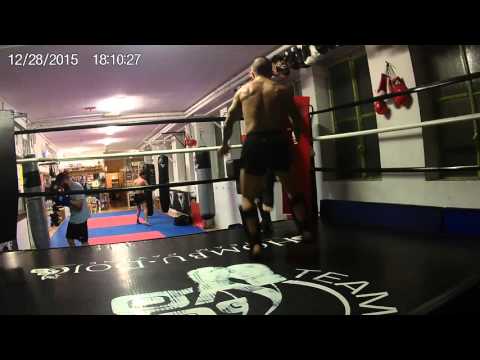 Team Pavone - Marco Pavone vs Matteo Ceresa (Low Kick 4) - 28.12.'15