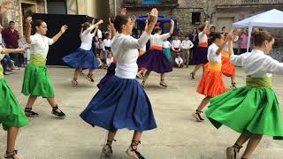 Actuació danses Albanyà 2017