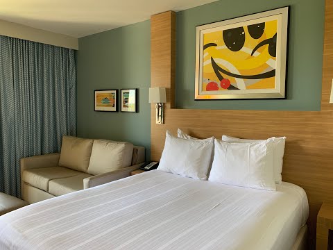 Bay Lake Tower at Disney's Contemporary Resort Deluxe Studio Standard View Room Tour