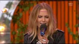 Sofia Jannok: "Viviann" & "Waterloo" (Sweden, 2013)