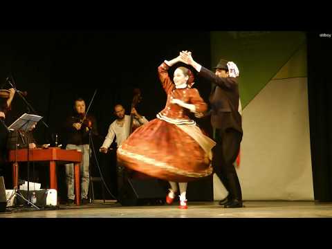 Hajnalka és Richárd - Rábaközi táncok