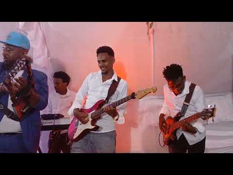 Kidane wedi ale, ድማፃዊ ኪዳነ ወዲ ኣሌ ኣብ ዓዲግራት ዝገርም ድባብ