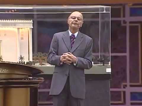 Santo Culto com o Bispo Macedo - 11/11/2012