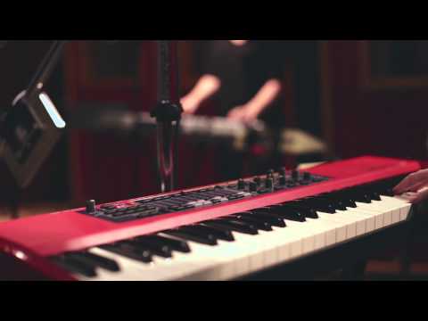 Starlight Girls - La La Lune | The Wild Honey Pie Buzzsession