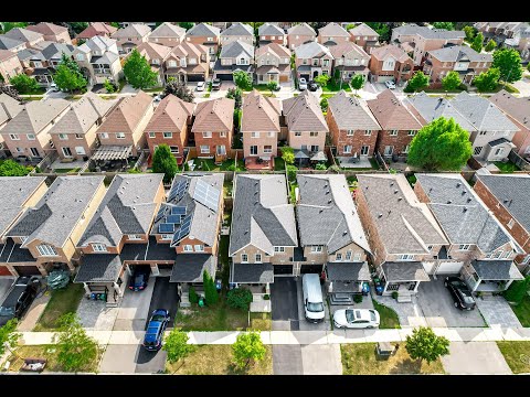 5568 Freshwater Drive, Mississauga Home for Sale - Real Estate Properties for Sale