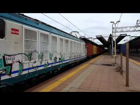 EC 143 " THELLO " Milano C.le - Nice Ville vs. TC ( TI ) Trenitalia Cargo.