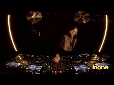 Loone LIVE x FEIERAMT w/ MARA MENACE