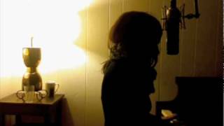 Maggie Walters - "Another Living Room" (Acoustic)