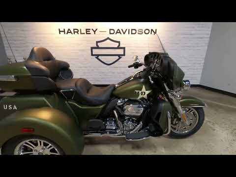 2022 Harley-Davidson Tri Glide Ultra Trike FLHTCUTG