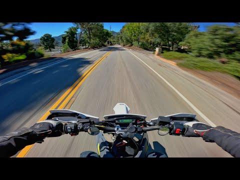 HUSQVARNA 701 SUPERMOTO| RAW EXHAUST-LEOVINCE| 4K