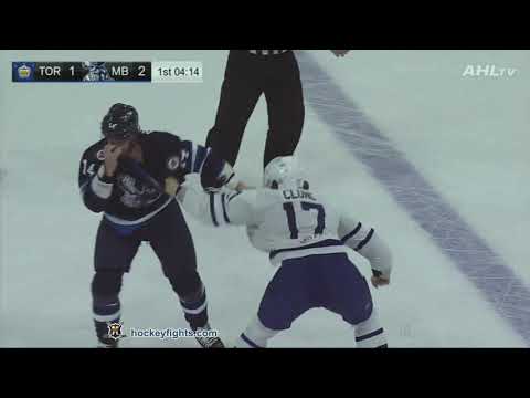 Richard Clune vs Jimmy Oligny
