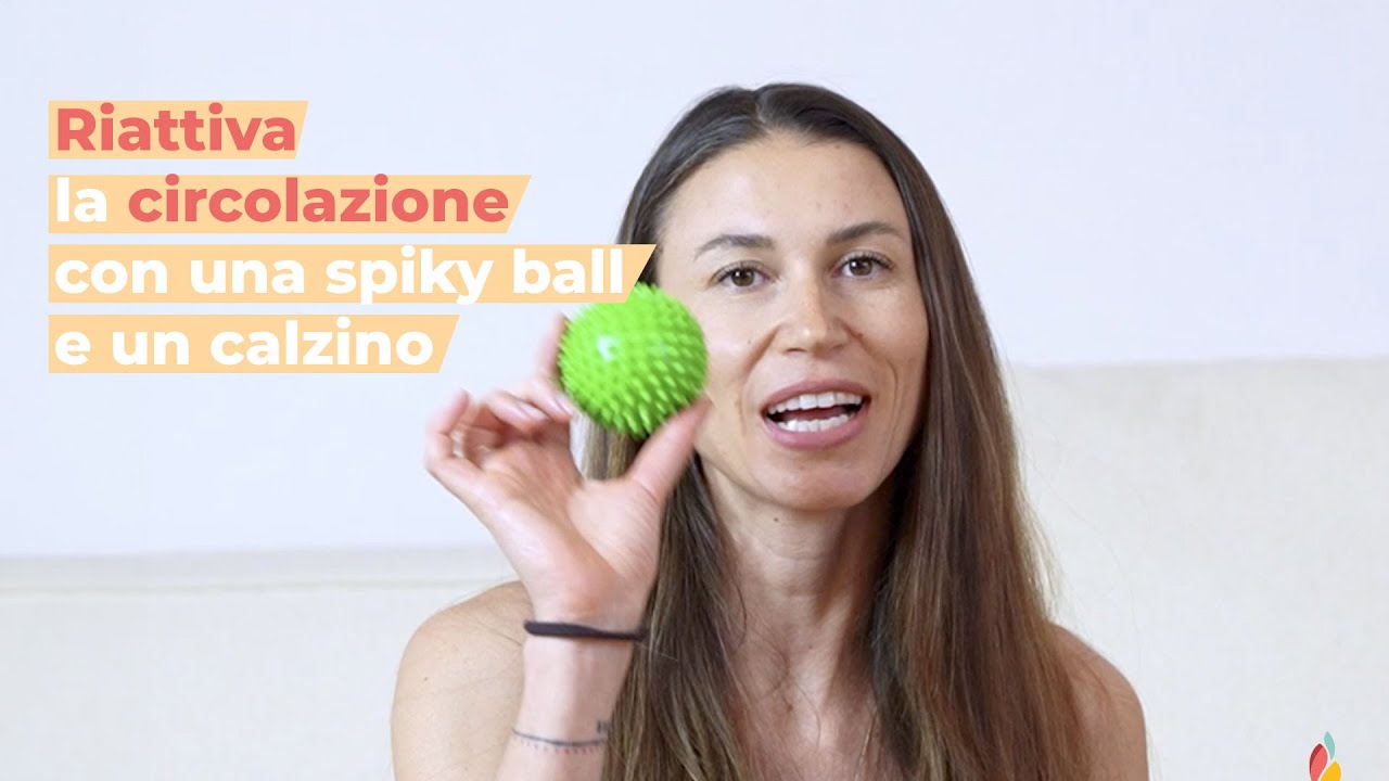Sara Sief - Riattiva la circolazione con una Spiky ball e un calzino