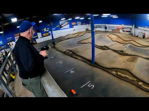 FINAL 4WD MOD BUGGY A MAIN AT THE TRACK