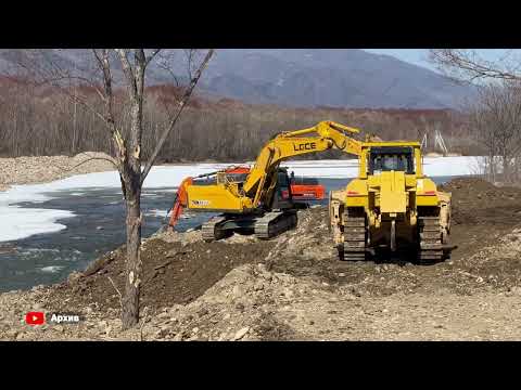 Губернатор Приморья предложил меры по повышению эффективности защиты от наводнений.