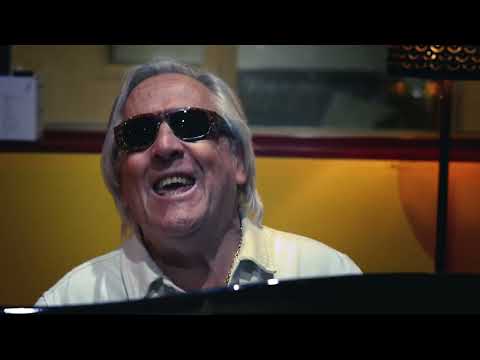 DZ² (FREEMAN & L1DZIRABLE) ft GILBERT MONTAGNÉ- Un regard sur le monde - Clip officiel