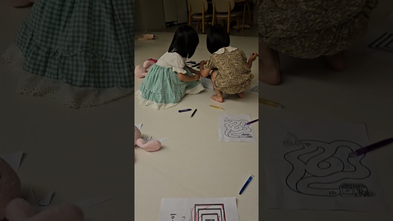 [딸쌍둥이 인셍 44개월차] 따끔 주사놀이