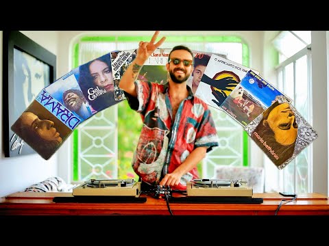 SAUDAÇÃO AOS ORIXÁS EM VINIL