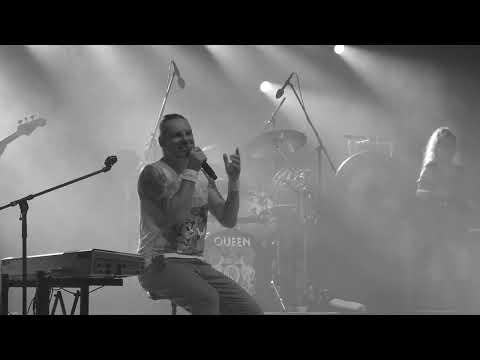 The Queen Kings   "It´s a hard life"   Original by Queen