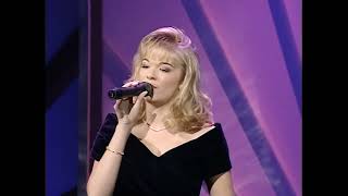 LeAnn Rimes   Blue Live @ CMA Awards 1996 4K Upscale