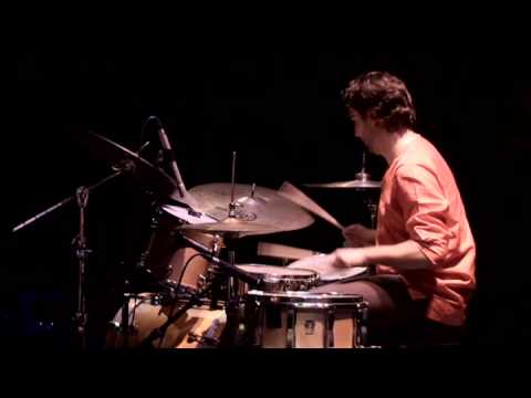 AMRAT HUSSAIN TRIO  "Junoon" live AVaulxJazz festival 09