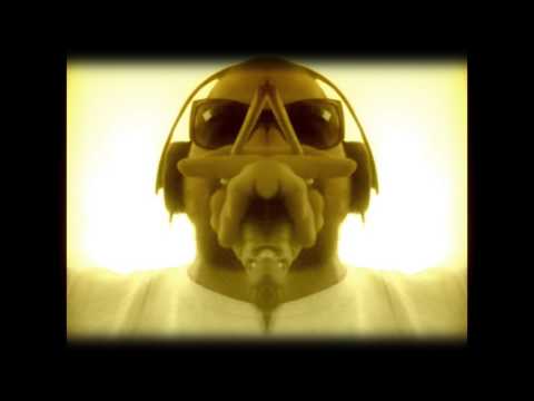 EXPLICIT - Freestyle in casa - O ard aiurea (Video)