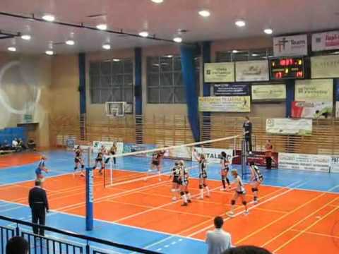 2011-01-10 PLKS Pszczyna - KŚ AZS Politechnika Gliwice 3:0