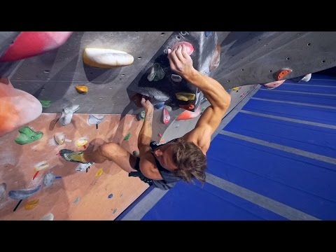 Alexander Mars Is Bouldering For The First Time In 2 Months!