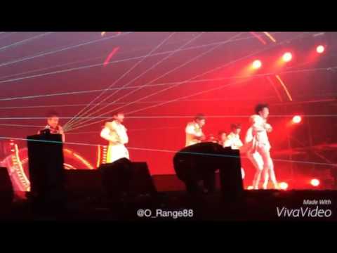 [Fancam] 150927 SHINee - Picasso(Cut)  at "SHINee World  IV in Bangkok"