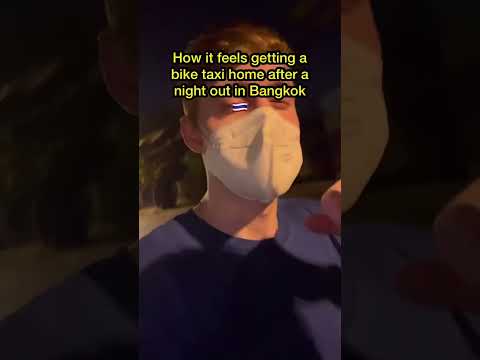 Pegando um táxi de bicicleta em Bangkok #thailand #bangkok #bangkoktaxi #explorethailand #thailandtravel