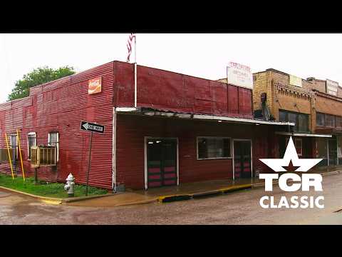 Where a 92-Year-Old Pitmaster Still Runs the Show | Texas Country Reporter