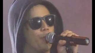 Download lagu Hujan - Mencari Konklusi (MTV @ Muzik25) mp3