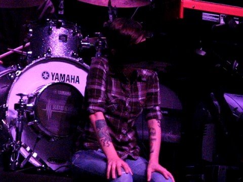 7/18 Tegan & Sara - Sara's Into S&M @ #2 Terminal 5, New York 10/06/08