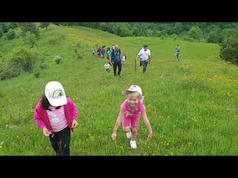 "La Mocani" - Drumeție cu copiii la Întregalde (Floreşti-Comarnici-Necrileşti-Floreşti)