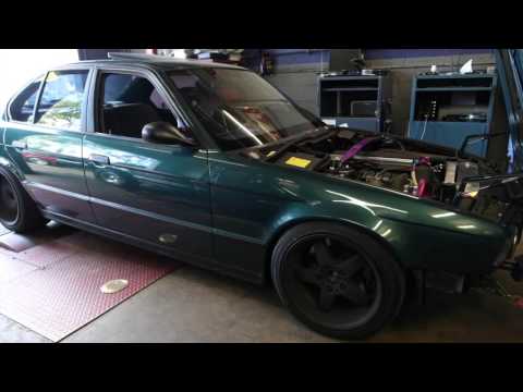 BMW E34 525i 2 8L 685HP