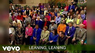 Leaning On The Everlasting Arms (Lyric Video / Live At Gaither Studios, Alexandria, IN ...