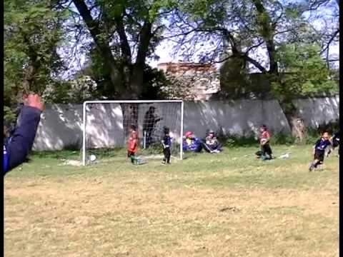 futbol infantil-3 goles de Franco Maximiliano Cuello