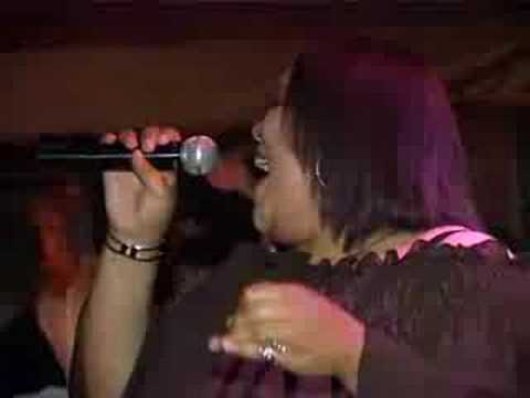 ANDREA LOVE - SHINED ON ME LIVE AT EVITA WEB