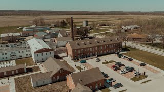 Hannah + Jordan Wedding | Hotel Millwright, Amana, Iowa