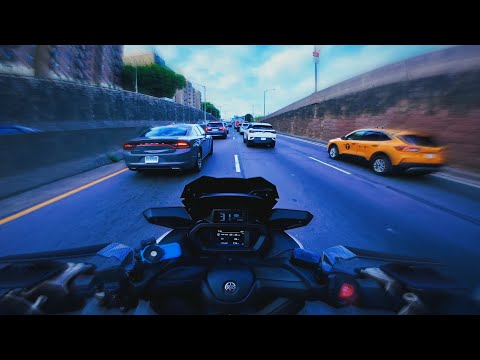 Yamaha XMAX 300 | POV RAW Ride Through New York City Streets