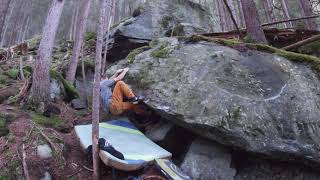 Video thumbnail de Mantle Queen, 6b. Magic Wood