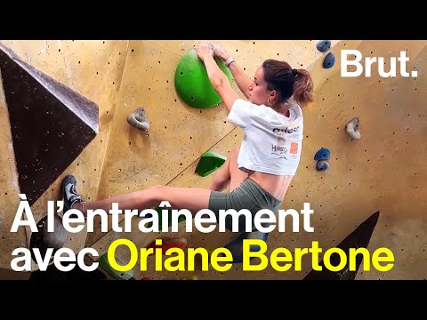 18 ans et déjà vice-championne du monde de bloc : à l'entraînement avec la Française Oriane Bertone
