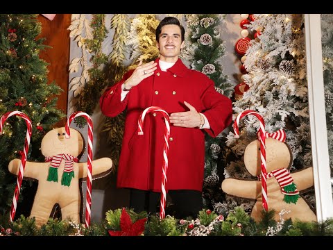 Eduardo Barajas - It Smells Like Christmas - (Official Video)
