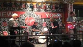 Ian McLagan and the Bump Band - "I Will Follow" 3/2/09